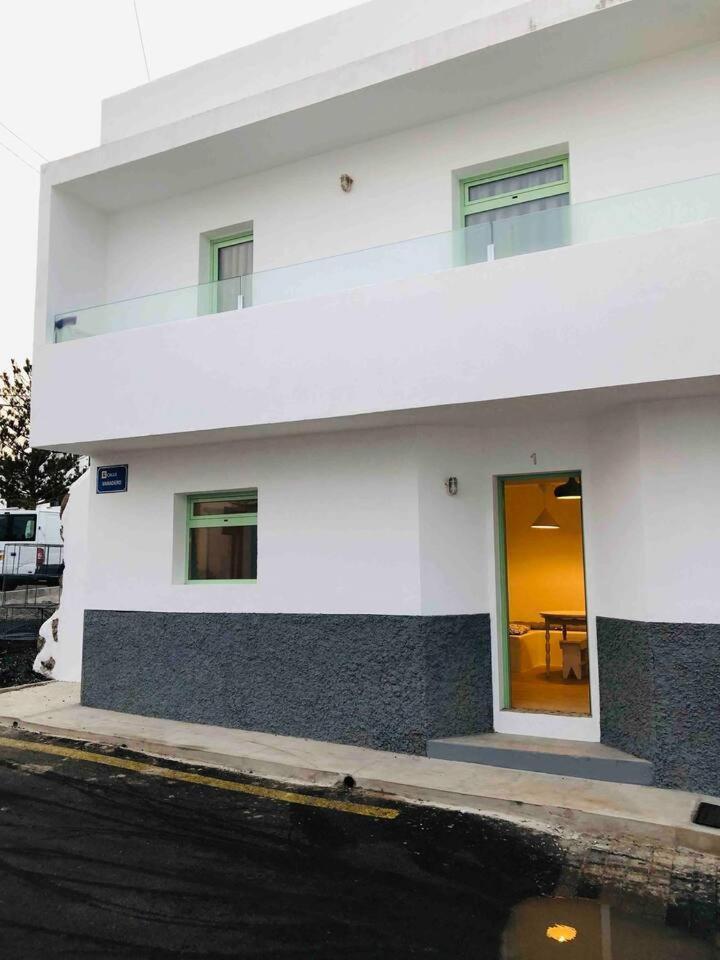 Casa Anclada En La Santa- 4 Apartamentos Frente Al Mar- 1ª Linea Solarium Barbacoa Bilik gambar
